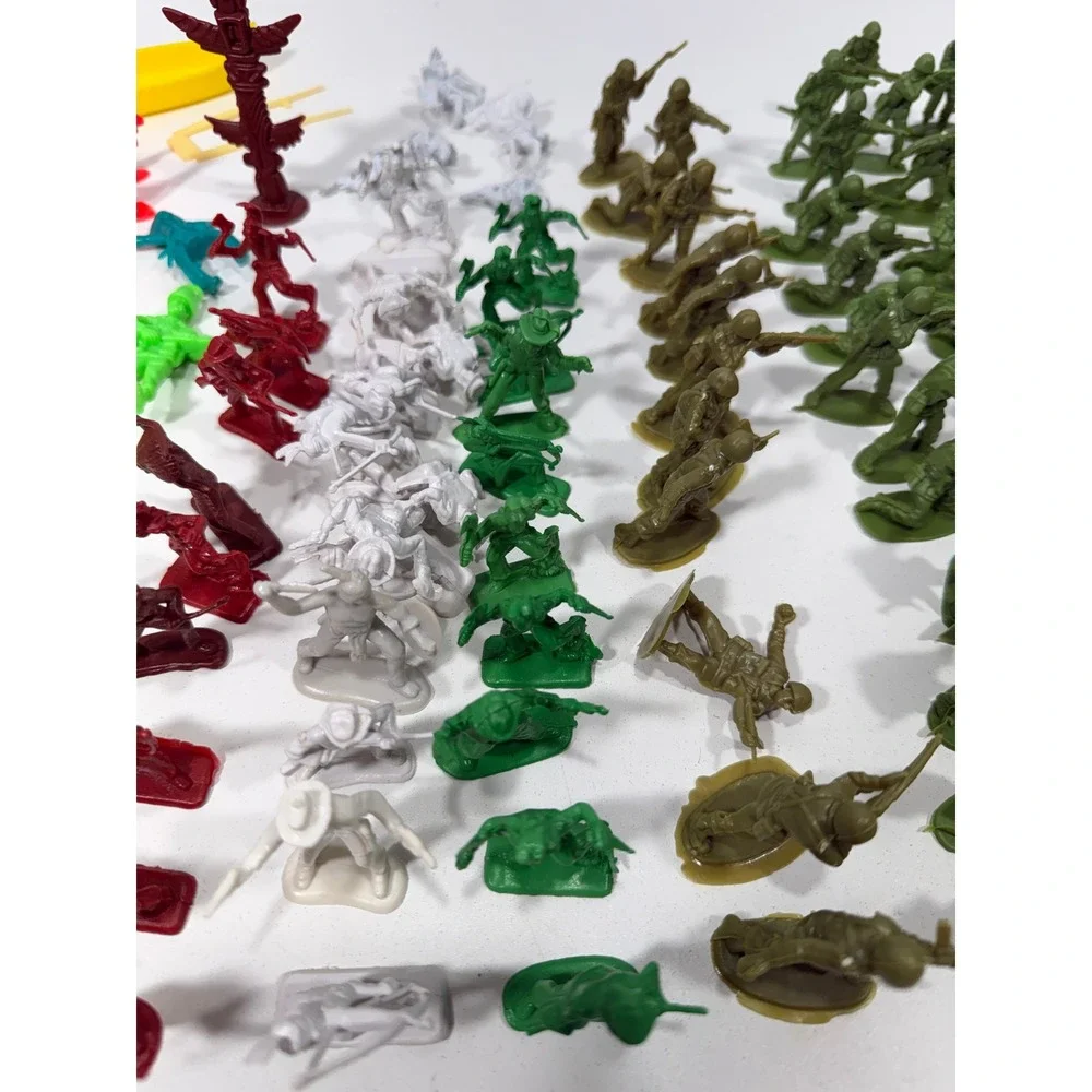Vintage‎ Plastic Toy Soldiers Cowboys Indians Figures 170 Lot Green Army Mixed